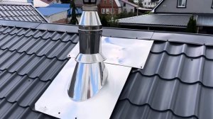 Строю баню своими руками. Монтируем крышную разделку правильно