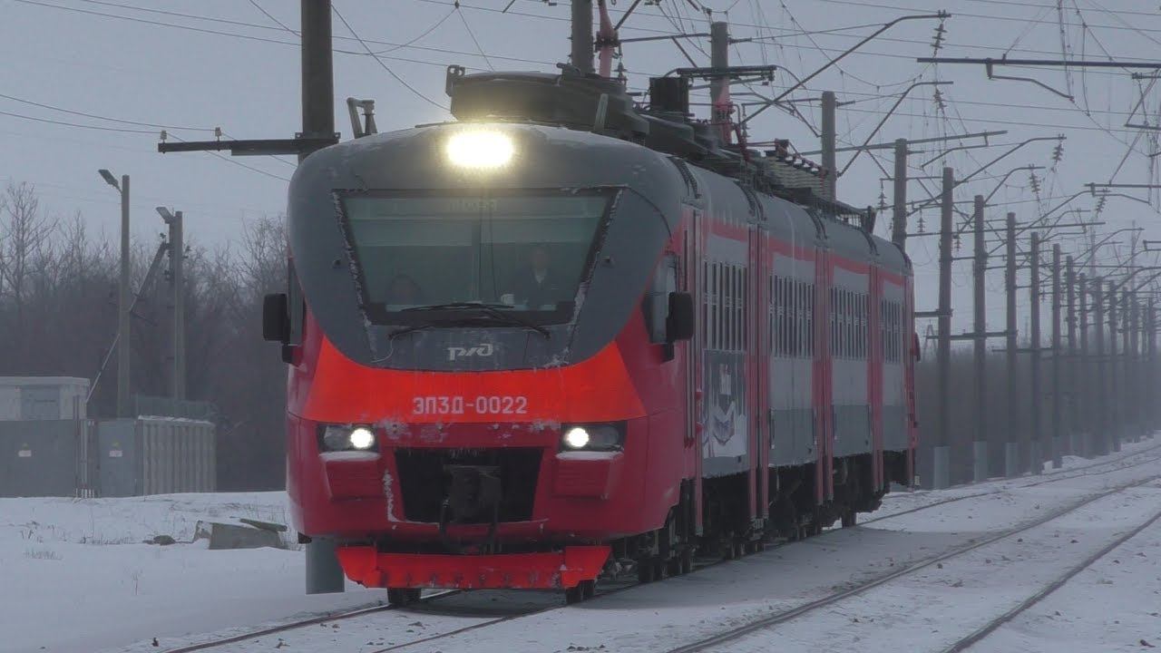 "С Новым годом!" Праздничная ЭП3Д-0022 рейсом Кутейниково - Ростов. смотреть онлайн
