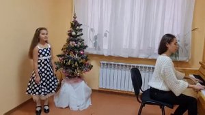 "Новогодняя хороводная"  Новогодняя песенка