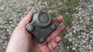 Старые правая и левая шаровые