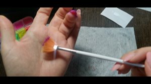 Дизайн ногтей сухими неоновыми пигментами