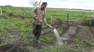 Деревня православная Потеряевка. Посадка помидоров. 23.05.2015