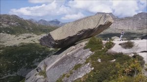 Ергаки. Висячий камень