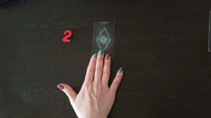 " Как вспоминает вас загаданным человек?" таро на любовь и о ношения.