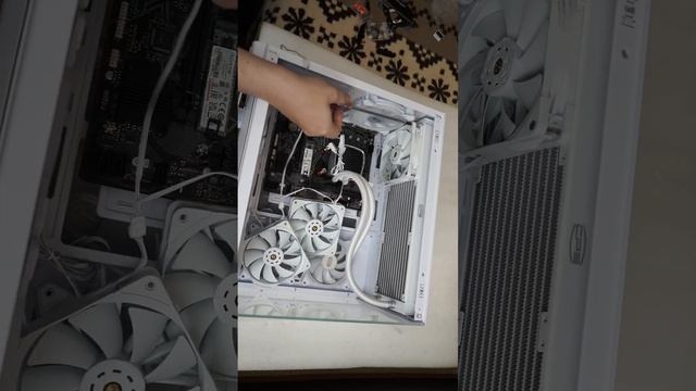 Краткий обзор - Бюджетная белая сборка пк с KFA2 GeForce RTX3050 X BLACK купленной по скидке #shorts смотреть онлайн