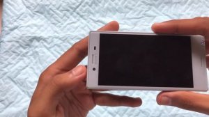 Unboxing Sony Xperia X Compact di tahun 2022, apakah masih layak di pakai