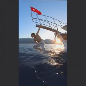 ВИДЕОЗАЛИПАЛКА развлекательная 3