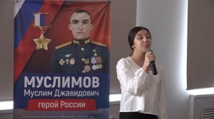 На ТВ канале стихи о войне и СВО читает девушка. Возвращайся живым. Стих о Героях России на 9 мая.