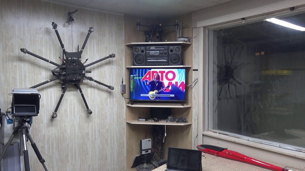 картинка с крыла на телевизоре смотреть онлайн