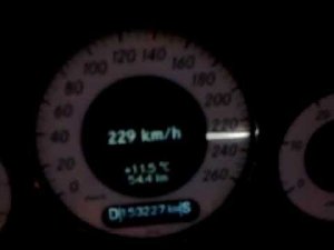 Mercedes w211 (2004) E270 CDI Flatout