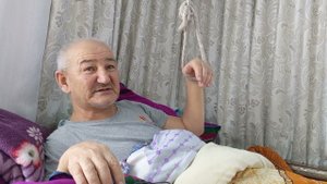 Один из пациентов продолжает лечение. Мелис Мийсанбаев. Бишкек