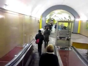 Рядом с метро Рижская и внутри