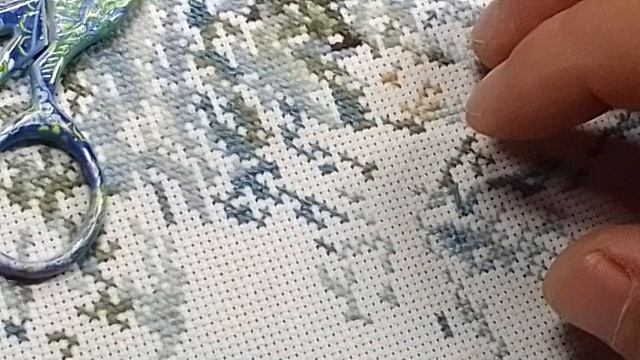 Вышивка крестиком. Ну когда же ещё сесть за хобби? Конечно же ночью! смотреть онлайн