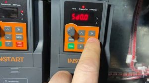 Установка частоты вращения на частотном преобразователи.