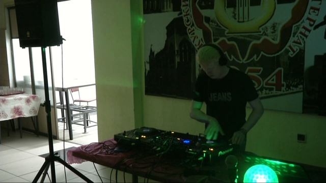 Муслим музыка в стиле electro hous 10082015 смотреть онлайн