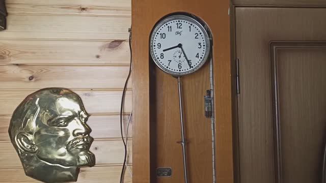 Установка единого времени из СССР. Восстановил, работает в доме. смотреть онлайн