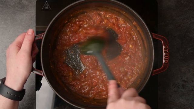 Aloo Gobi Matar (Potato Cauliflower and Pea Curry) смотреть онлайн