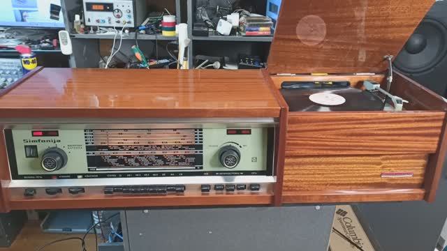 Перестройка на FM диапазон радиол Симфония, Эстония. смотреть онлайн