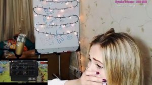 ЖЕСТЬ ! СВЕТСКАЯ ПИЦЦА УПАЛА ВО ВРЕМЯ СТРИМА