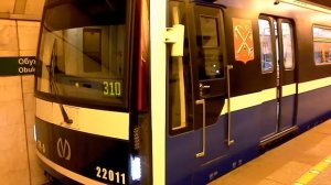 Электропоезд 81-722 номерной 310 прибывает на ст.метро Обухово