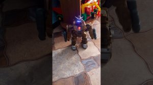 Робот на батарейках