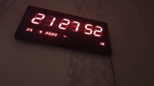 Поремонтировали часы но всё равно продолжать мигать недели часов