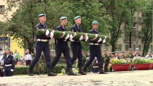 Возложение венка и цветов к Вечному Огню. / Laying a wreath and flowers to Eternal Fire.