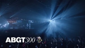 Above & Beyond feat. Zoë Johnston ‘There's Only You’ (Live at #ABGT300 Hong Kong) 4K