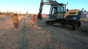 Volvo 220 DL экскаватор