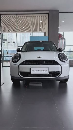 Абсолютно новый Mini Cooper 2025 модельного года