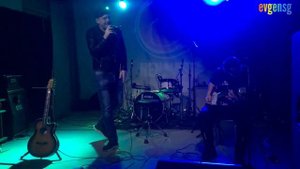 Ваня Воробей и Артур Владимирович. Я - стоматолог.