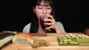 ASMR 연세녹차팥생크림빵 삼각말차크림빵 킷캣녹차 말차생초콜릿 녹차생크림빵 마카롱 쿠키 녹차디저트 먹방 GREEN TEA CHOCOLATE BREAD DESSERT MUKBANG