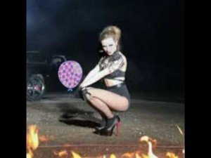 ЛИЗА ФОКС ДИНАМИТ