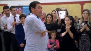 Манарша Хираева на свадьбе.  Встречаем молодых .