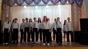 Песня"Ты держись,боец" авторства Н.Дегтярёвой,в исполнении детского хора ГБОУ СШ №10 г.о. Харцызск