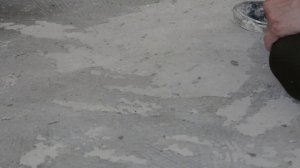 Как просто убрать неизвестный клей для паркета со стяжки .