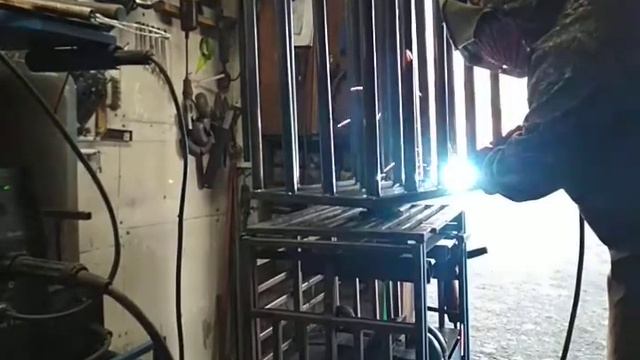 Поворотный столик для сварки, мобильный. смотреть онлайн