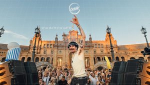 Диджей сет из сердца Испании
Mochakk at Plaza de España, in Sevilla, Spain for Cercle & Volcan X.A.