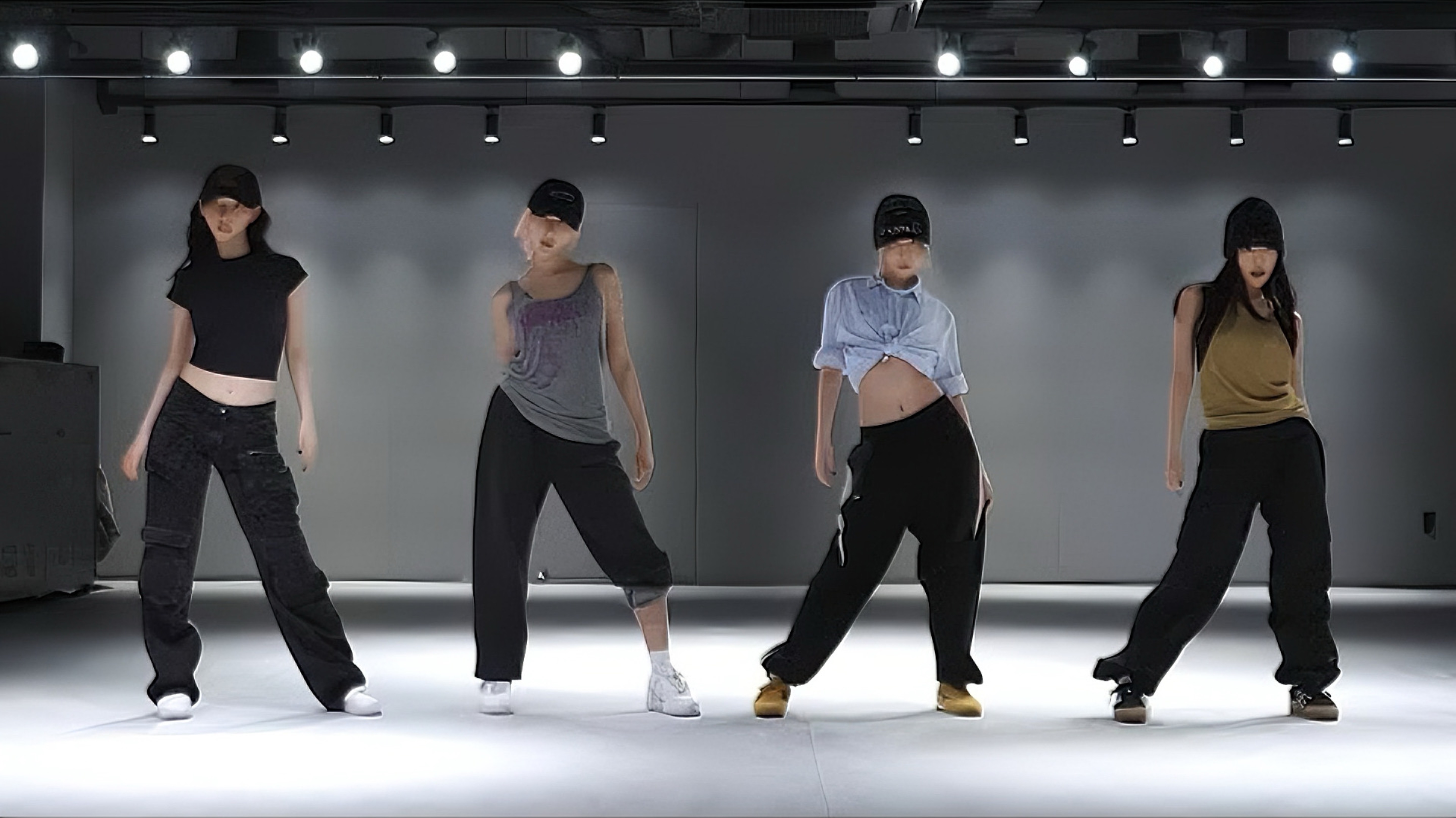 aespa (에스파) - Whiplash dance practice mirrored