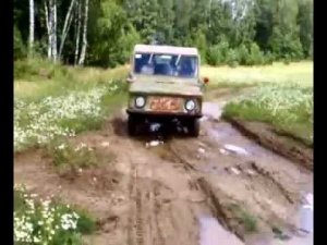 Луаз в грязи покатушки