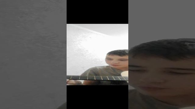 тот самый пацан учится играть на гитаре часть 8