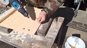 Клетки для перевозки птицы в прицепе легкового автомобиля