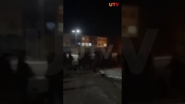 В Уфе курсанты кадетского корпуса устроили массовую потасовку на плацу #драка #кадеты