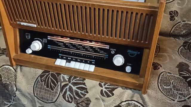 Ламповая  магнитола Миния-2 , Из СССР - проверка смотреть онлайн