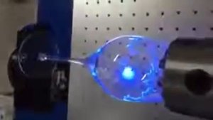 УФ-лазерная маркировка стеклянных чашек, гравировка на стеклянном материале