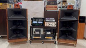 Усилитель McIntosh MC2000 50th Anniversary