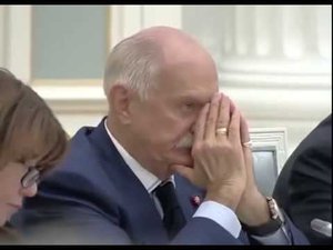 Медведев играет в pokemon go?!