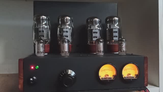 Ламповый усилитель QUAD II, перед продажей, что внутри, какие параметры. смотреть онлайн