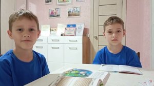 Визитная карточка семьи Дмитриевых.  Мы   читающая семья