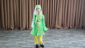 Кадралиева Аэлита ,10 лет ногайская песня "Аьзиз анам"